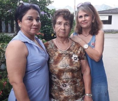 Martha Montaña, Elvia Pineda y Jacqueline Montaña